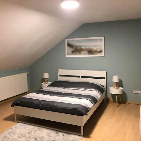 Cozy 120M² Apartment With 3 Bedrooms And 1 Home Cinema Useldange 外观 照片